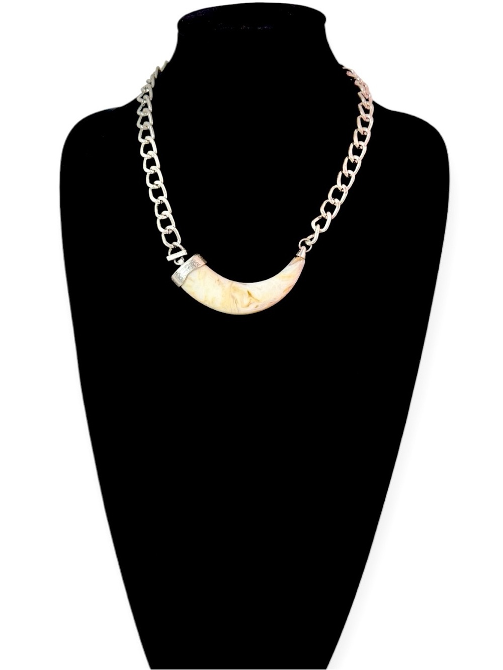 Faux Ivory Tusk Silver Chunky Chain Necklace 18” NWT